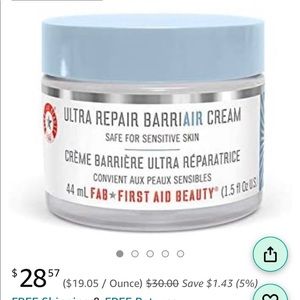 First Aid Beauty Ultra Repair Barriair Cream